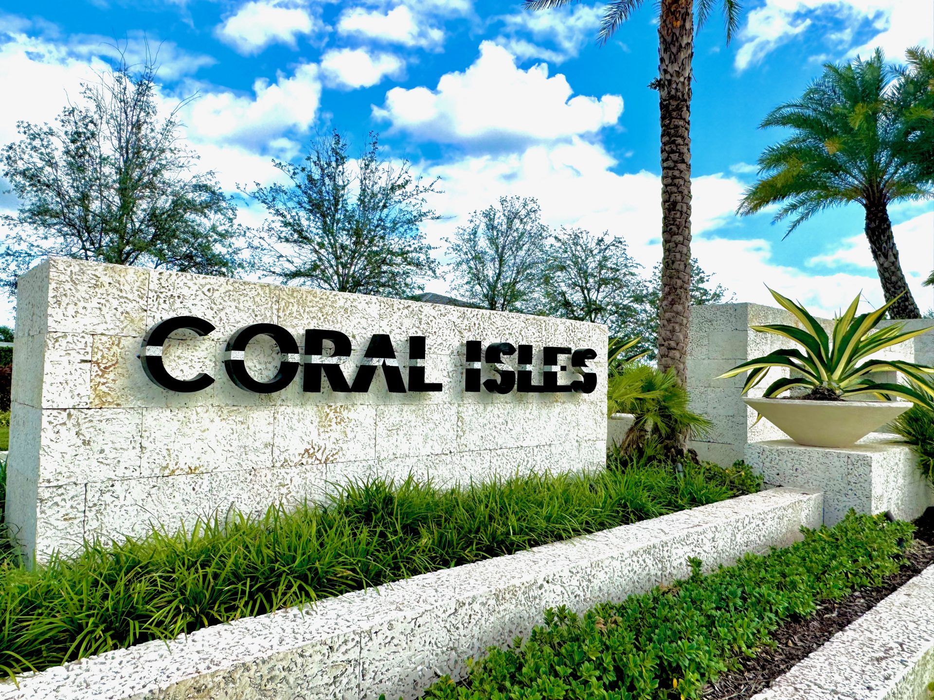 Coral Isles Entrance 11